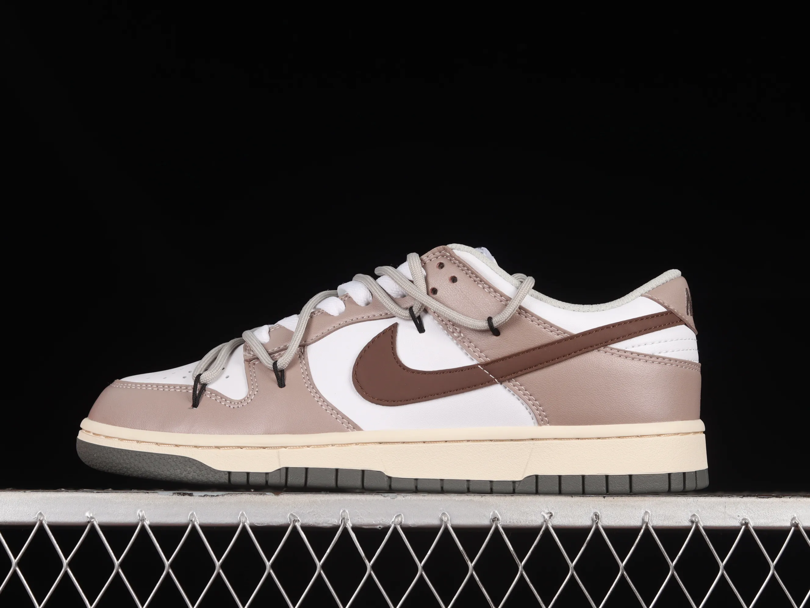 All Categories Nk SB Dunk Series Nk SB Dunk Low Low-top sneakers Nk Dunk Low Coco Latte Customized deconstructed strap casual sneakers DD1503-117